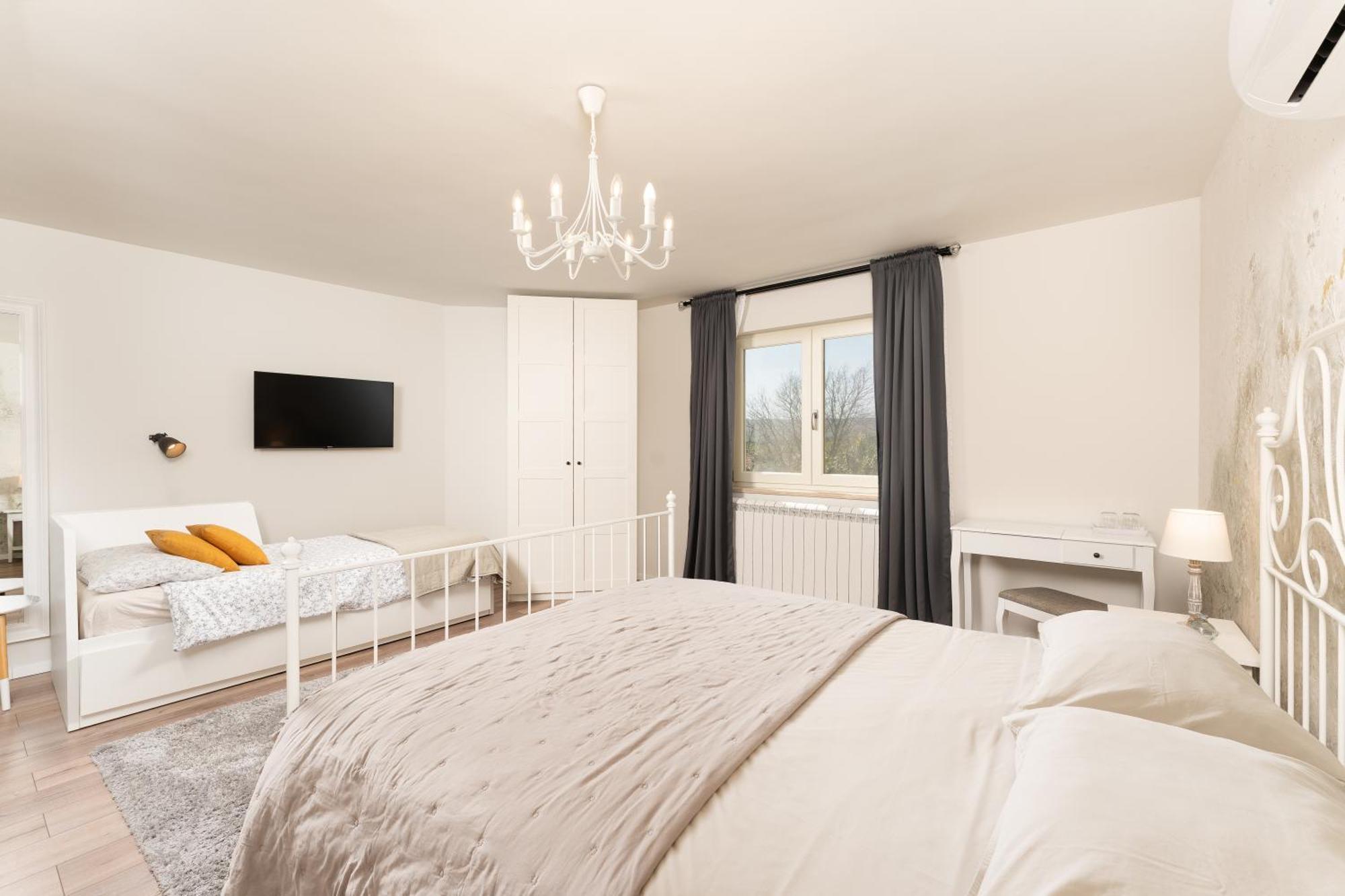 Accommodation Tri Murve Пломин Екстериор снимка